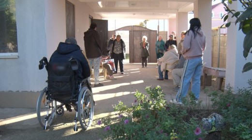 Жители ТСН «Чайка-1» мёрзнут из-за труб без газа