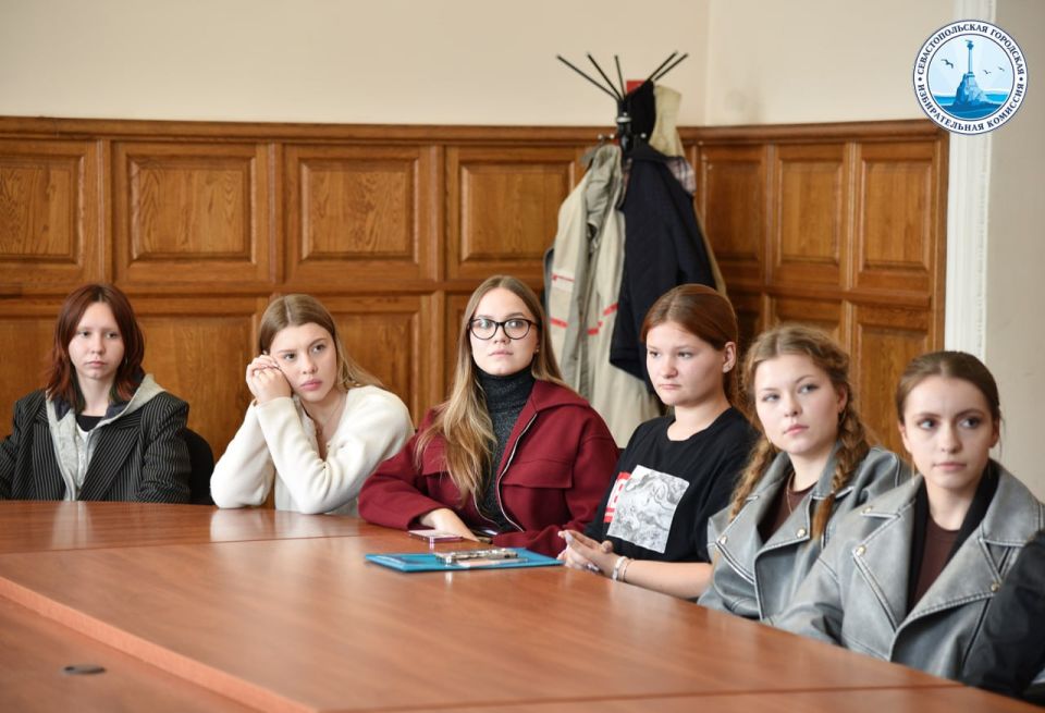 Готовимся к «Софиуму»!. Школьники Севастополя готовятся к участию в региональном этапе олимпиады «Софиум», который состоится 14 ноября в 13:00 на базе Севастопольского государственного университета