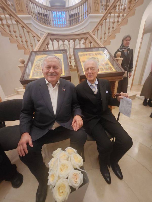  : ,11                 ,      