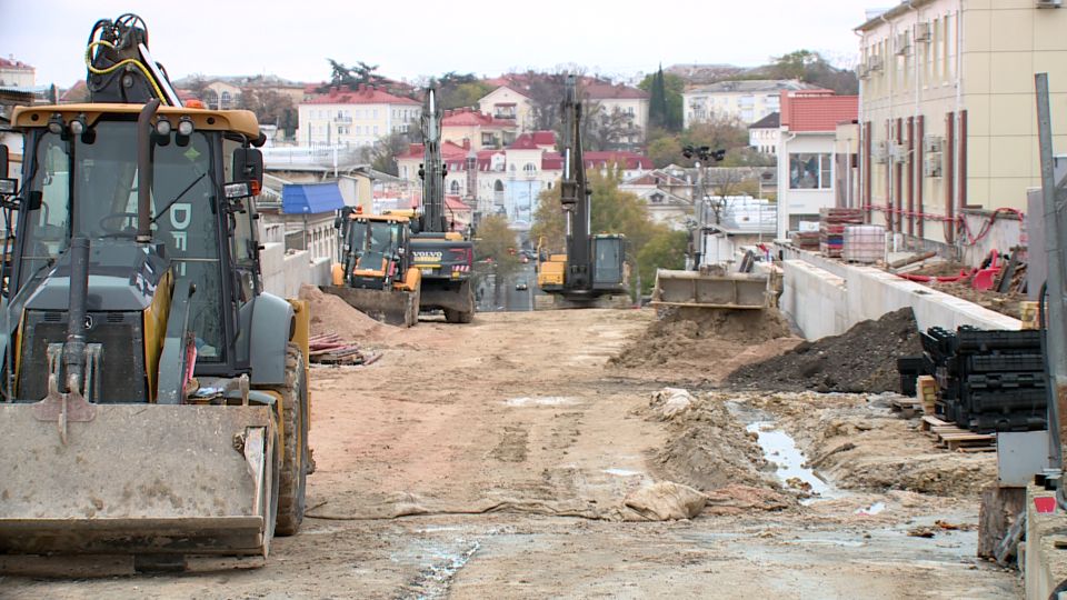 Открытие движения по ул. Адмирала Октябрьского перенесли на полгода