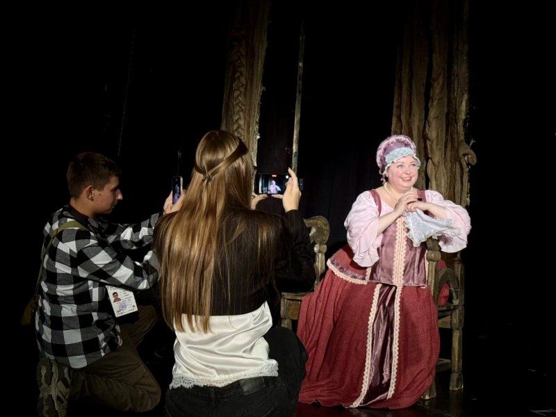 В СевТЮЗе стартовал новый сезон лаборатории «Арт-перо»