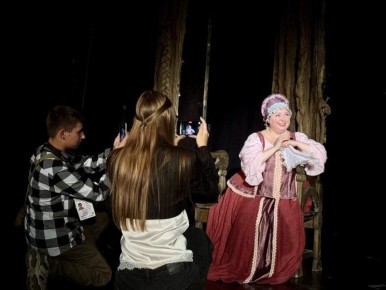 В СевТЮЗе стартовал новый сезон лаборатории «Арт-перо»