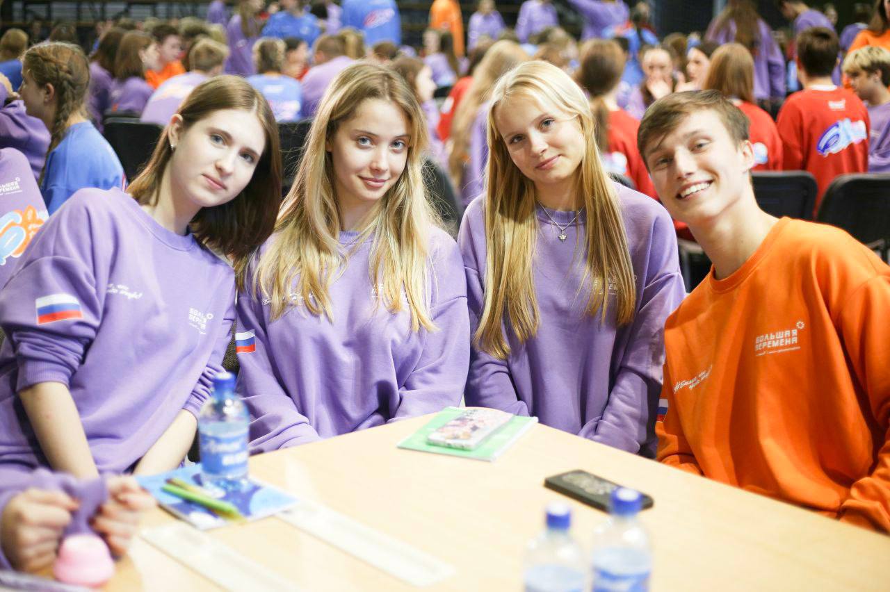 Восемь севастопольских школьников завоевали награды всероссийского конкурса «Большая перемена»