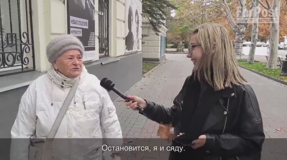 Севастопольские водители общественного транспорта все чаще не замечают людей на остановках