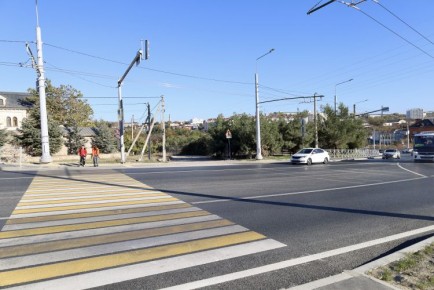 Свыше 9000 метров разметки пешеходных переходов нанесли в Севастополе за первое полугодие 2025 года