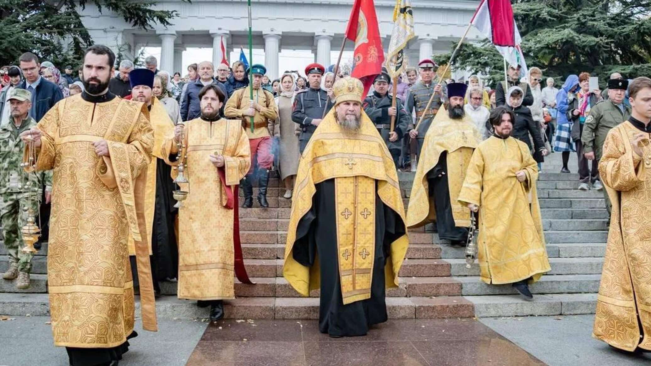 Исход русской армии – в Севастополе прошел Крестный ход