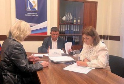 Алексей Ярусов провёл приём граждан