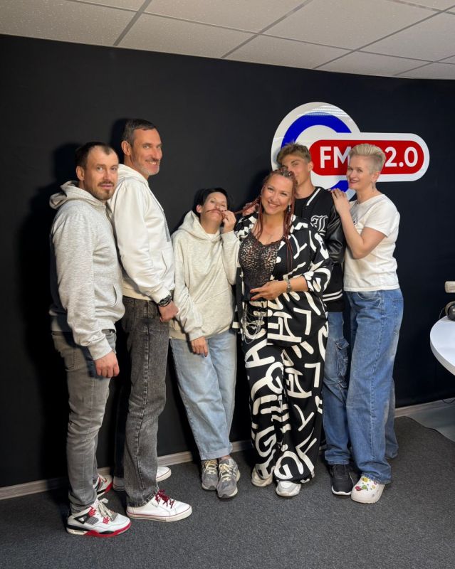  : 17      FM! 17  2017         102.0 FM