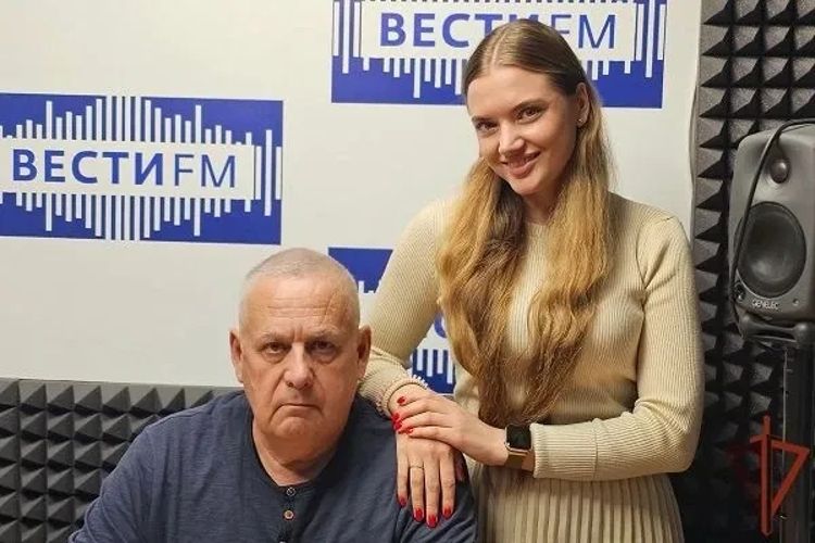 Представители театра Росгвардии выступили в эфире севастопольского радио