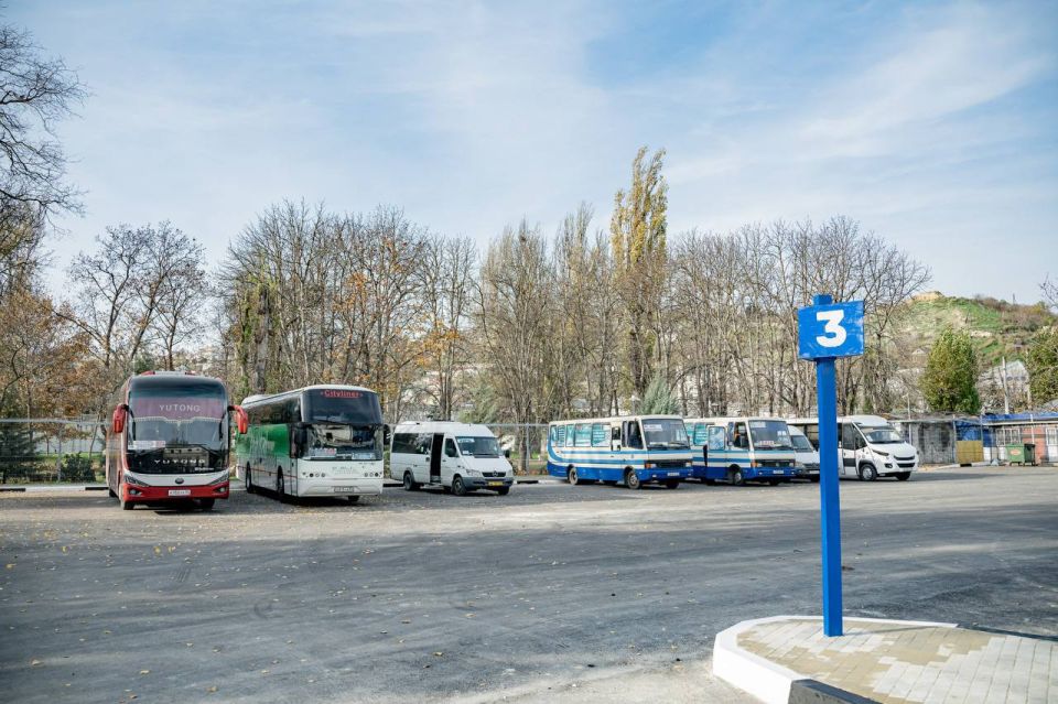 Завершили обновление территории автовокзала «Севастополь»