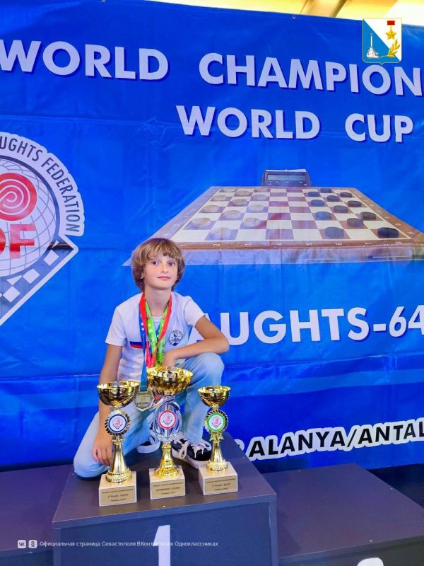 Севастополец Николай Краснов завоевал семь медалей на первенстве мира по шашкам в Турции