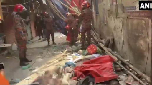 Более 100 человек ранены при землетрясении в Дакке