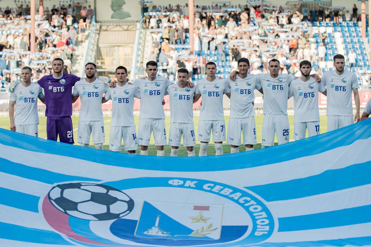 Футбольный клуб «Севастополь» завершил сезон на втором месте