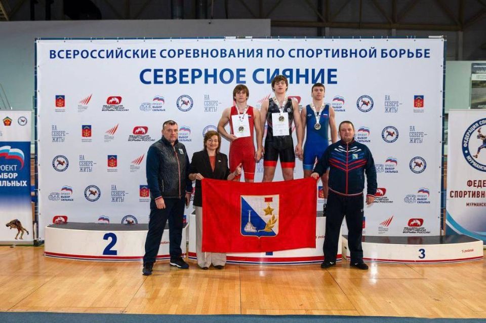 Севастопольские борцы завоевали три золотые медали на всероссийском турнире «Северное Сияние» в Мурманске
