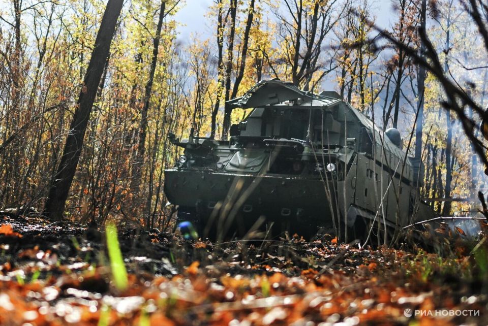 В Севастополе работает ПВО, военные отражают атаку ВСУ
