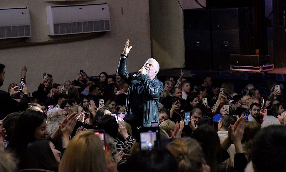 Сосо Павлиашвили выступил с сольным концертом в Севастополе