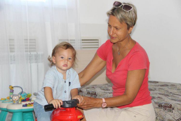 В Севастополе услугой «Социальная няня» воспользовались 33 семьи