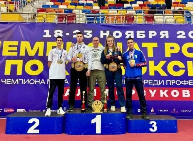 Севастопольские кикбоксеры с триумфом вернулись с чемпионата России