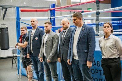 Роман Кулаков стал почётным гостем турнира по боксу «Напролом»