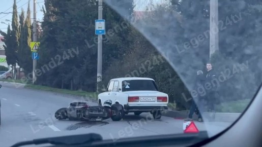 ДТП с участием мотоцикла произошло на улице Вакуленчука