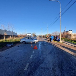 Три человека пострадали в лобовом столкновении на Фиолентовском шоссе в Севастополе