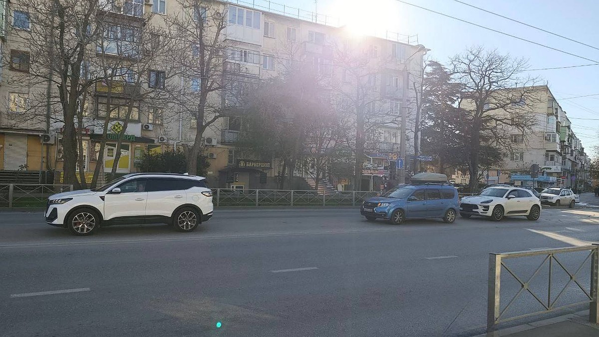 На проспекте Героев Сталинграда в Севастополе в ДТП пострадала семилетняя девочка