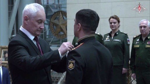 «Золотую Звезду» вручили отличившимся бойцам СВО