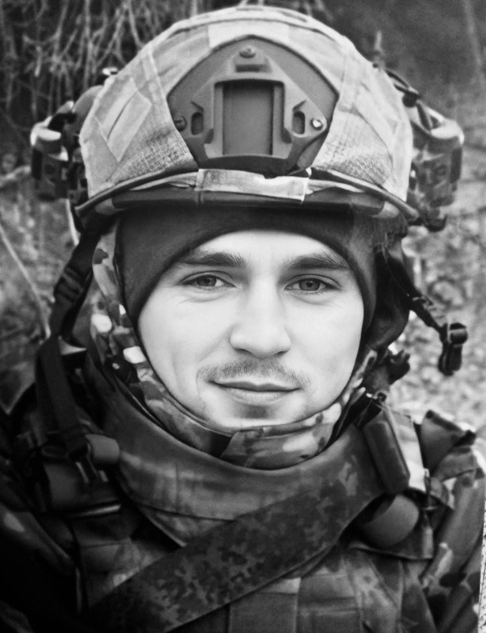 В Севастополе в последний путь проводили рядового Илью Василькова и гвардии ефрейтора Ивана Зезикова