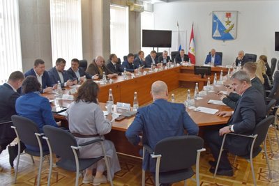 Севастопольские парламентарии рассмотрели кандидатуры заместителей Губернатора