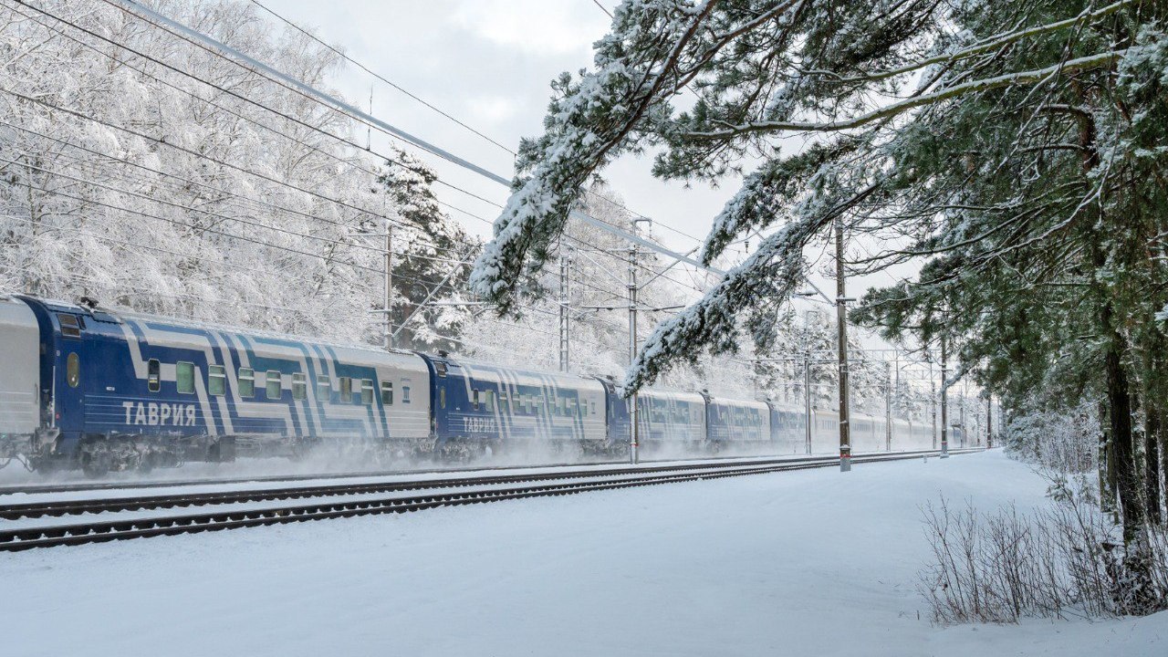 После паузы снова открыта продажа билетов на крымские поезда в феврале
