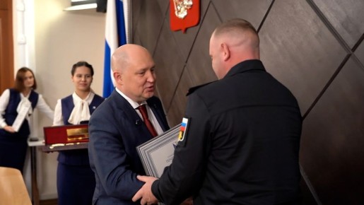 В Севастополе наградили отличившихся в зоне СВО «черных беретов»