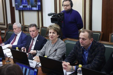 Екатерина Алтабаева: Вчера в Совете Федерации при поддержке Научно-методического совета Движения Первых состоялся семинар-совещание на тему «Реализация государственной политики в сфере воспитания детей и молодежи»