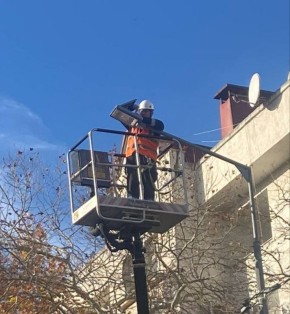 На дороге-дублере по проспекту Героев Сталинграда завершены работы по обновлению освещенности