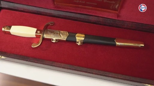 Губернатор Севастополя вручил награды бойцам 810-й бригады морпехов