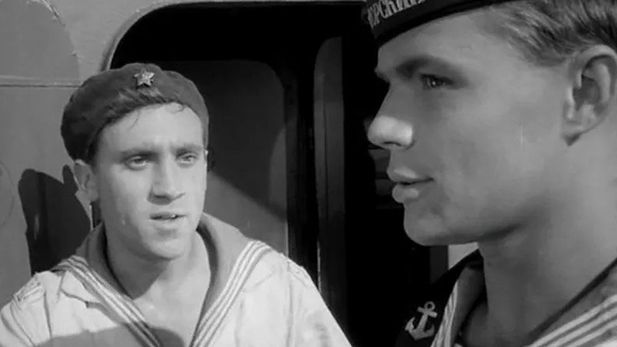 Пятничный киноклуб: Увольнение на берег