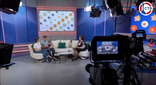 Начинаем этот день ярко! Включайтесь в «Доброе утро, Севастополь!» — сегодня вас ждут новые открытия, интересные гости и настроение, которое хочется сохранить на весь день