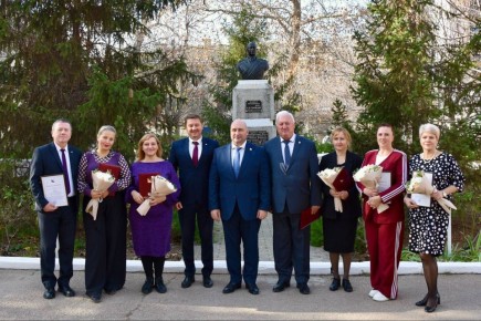 Владимир Немцев: В Севастопольском многопрофильном колледже имени А.В. Геловани поздравил коллектив с 110-летием со дня рождения выдающегося военачальника и государственного деятеля