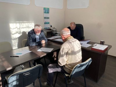 Вячеслав Аксенов пообщался с избирателями