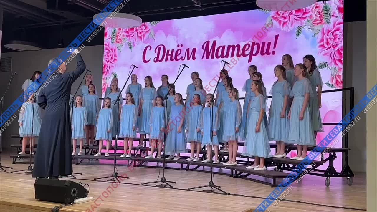 В День Матери Новый Херсонес стал площадкой для особой встречи, посвящённой духовной роли материнства