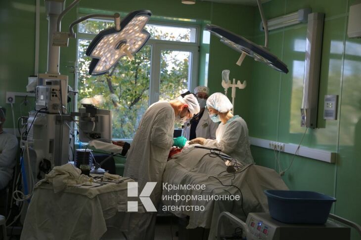 В Севастополе после атаки ВСУ врачи борются за жизнь 15-летней девочки