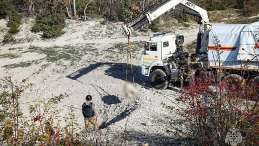 Спасатели МЧС обезвредили 17 взрывоопасных предметов в Севастополе