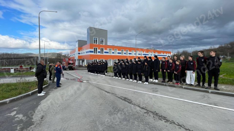 Заключительное занятие в рамках акции «Живые уроки по безопасности» прошло на базе пожарно-спасательной части «Павловка»