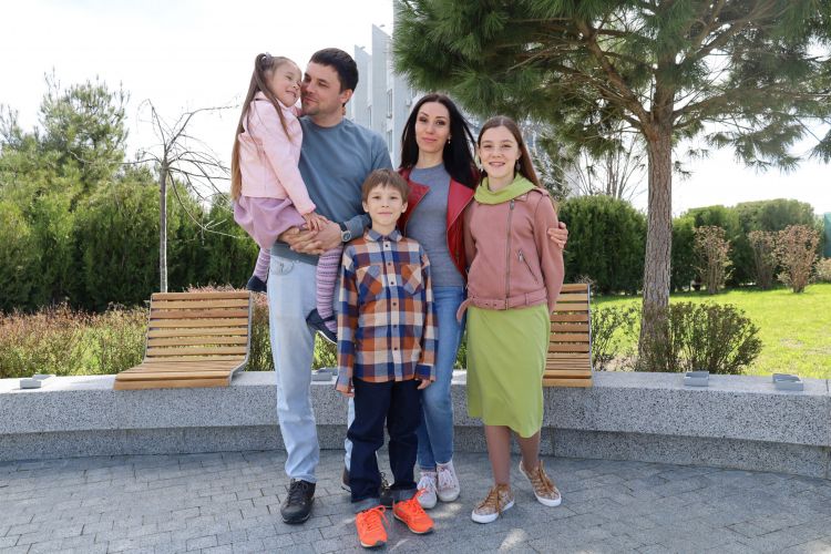 121 севастопольская молодая многодетная семья получила единовременную выплату в размере 300 тысяч рублей