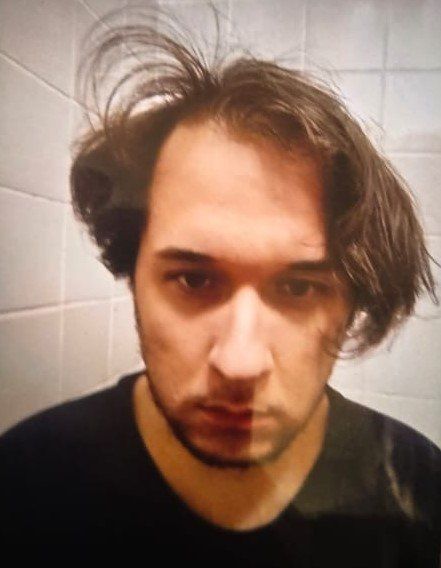 В Крыму объявлен в розыск мужчина, подозреваемый в убийстве ребенка