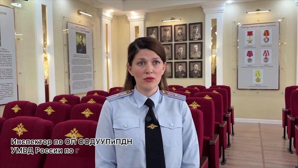 Мошеннические схемы «Ваш родственник попал в ДТП» и «Срочно займи денег, позвонить не могу» уже можно назвать не просто старыми, а древними