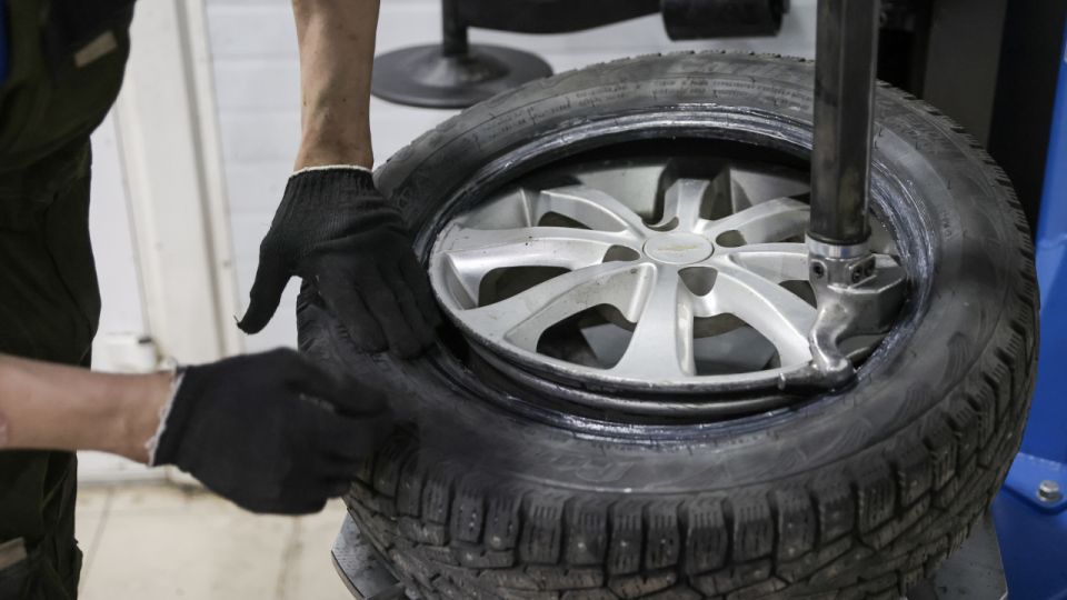 ГАИ призывает водителей сменить резину на зимнюю