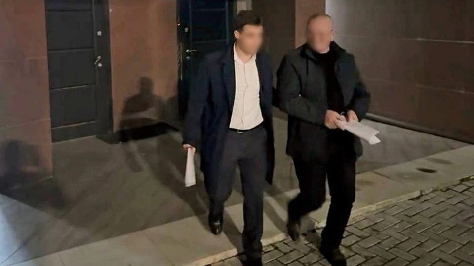 В Севастополе задержан крупный коррупционер-чиновник: он погорел на взятке в 4,5 млн рублей