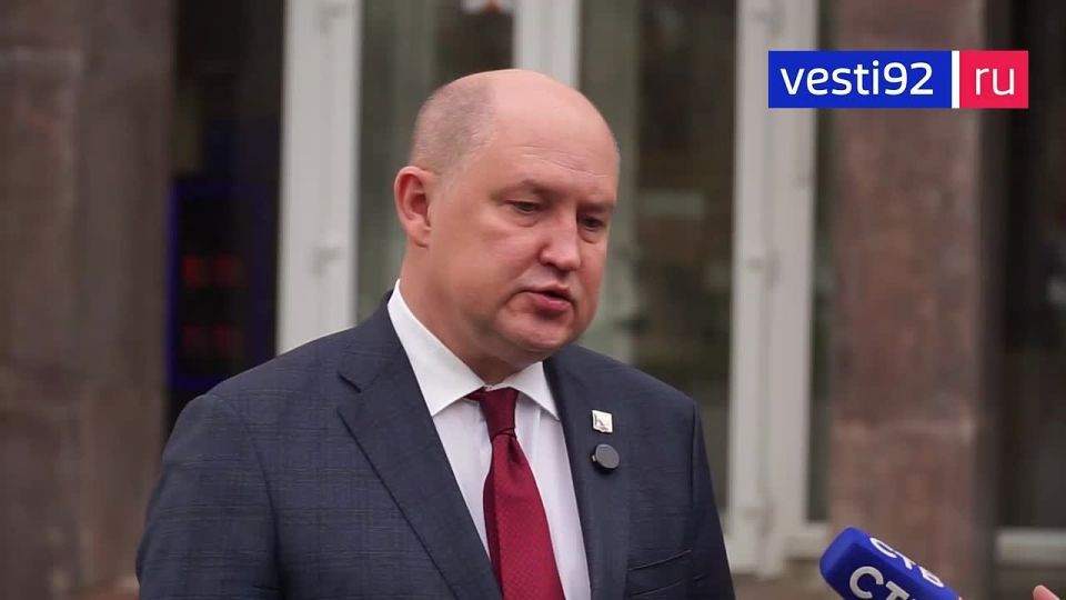 Пресс-подход губернатора Севастополя по поводу национализации ряда объектов в городе