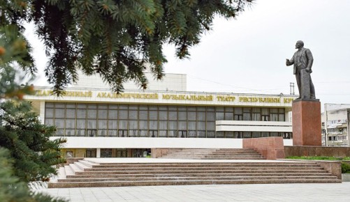 В Крыму покажут спектакль с Евгением Сидихиным и «Мистером Беларусь»