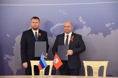 ЮРПА. Владимир Немцев поздравляет с Днем рождения Председателя Народного Совета Луганской Народной Республики